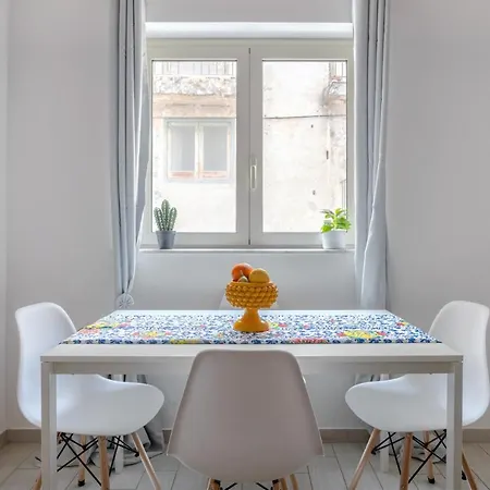 Casa Dei Quattro Canti *