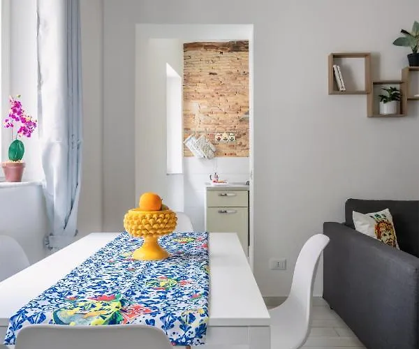 Casa Dei Quattro Canti 4*